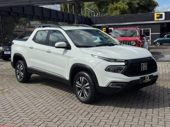 FIAT TORO 1.3 TURBO 270 FLEX FREEDOM AT6 FIAT TORO 1.3 TURBO 270 FLEX FREEDOM AT6
